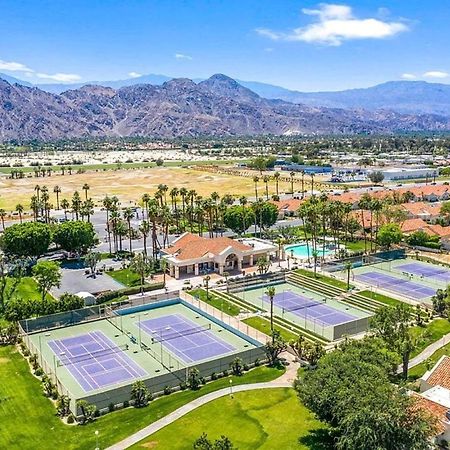Desert Breezes Resort Palm Desert Dış mekan fotoğraf