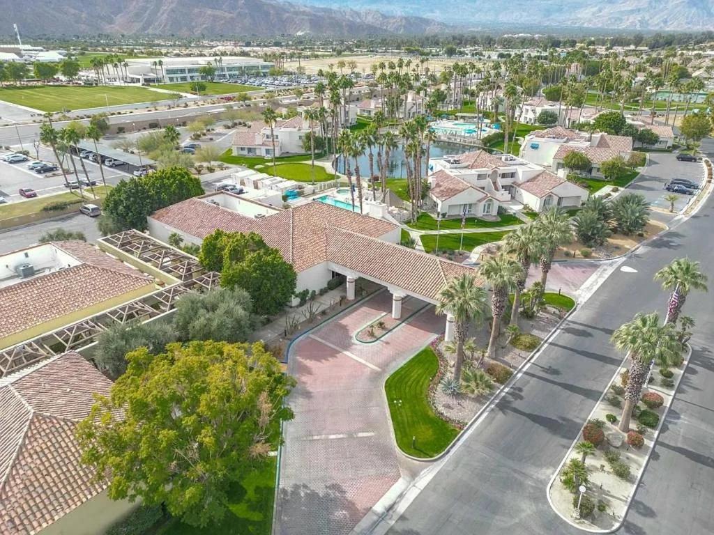 Desert Breezes Resort Palm Desert Dış mekan fotoğraf