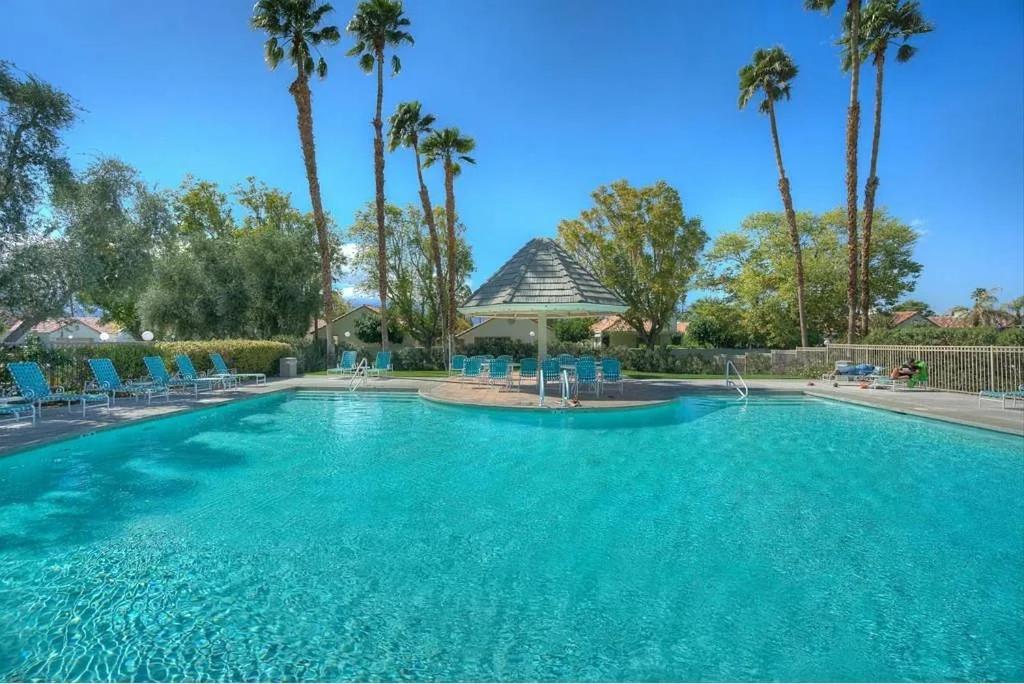Desert Breezes Resort Palm Desert Dış mekan fotoğraf